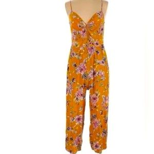 Yellow floral Xhilaration jumper with cute cut out